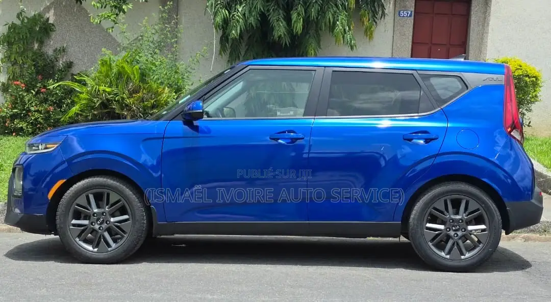 Kia Âme 2022 Bleu