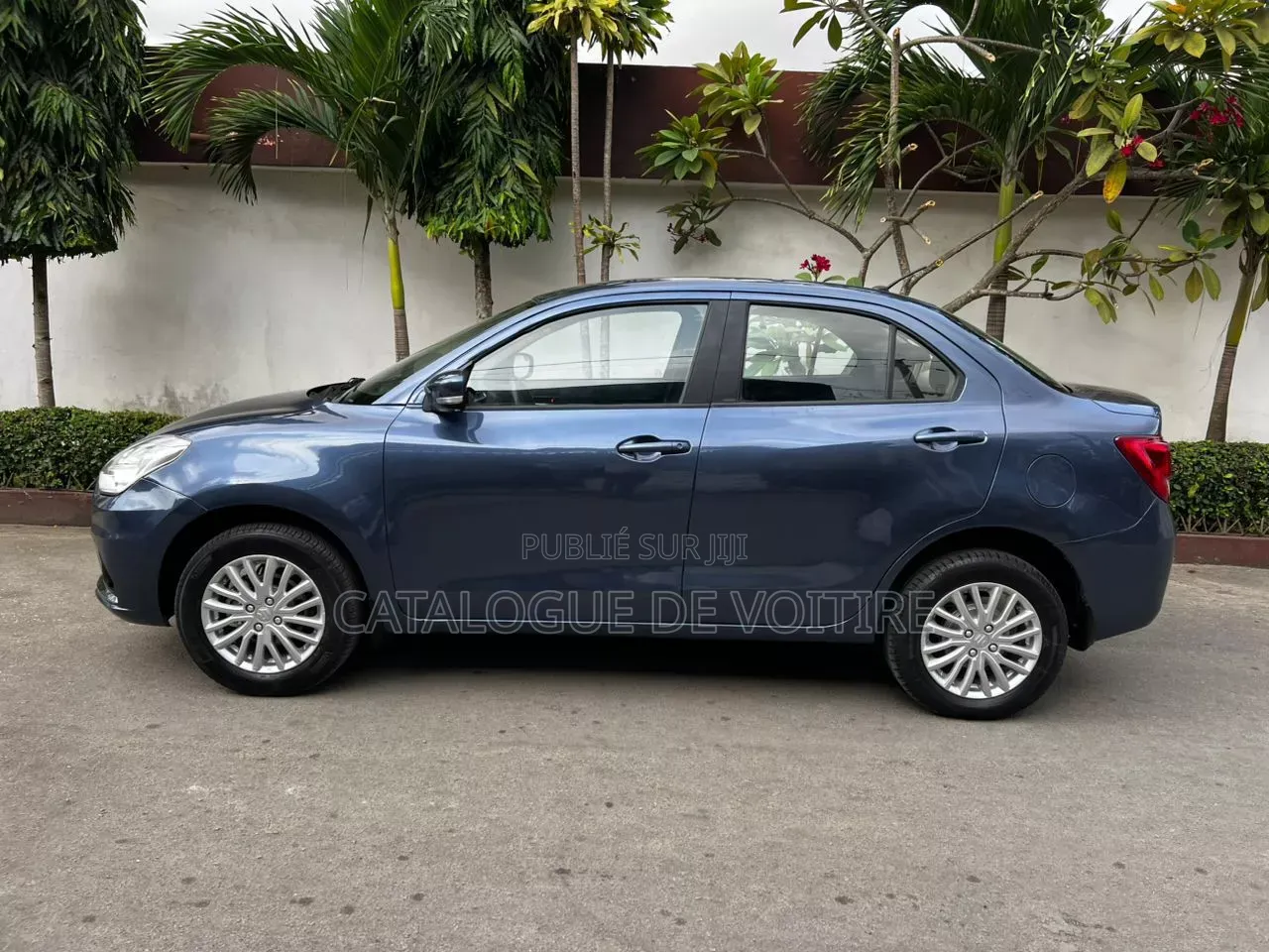 Suzuki Dzire 2024 Bleu