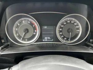 Suzuki Dzire 2024 Bleu