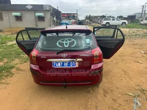 Toyota Corolla 2004 Rouge