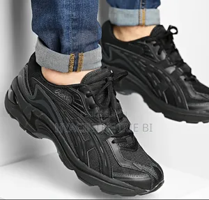 Sneakers Acics Authentique Original Qualité Irréprochable