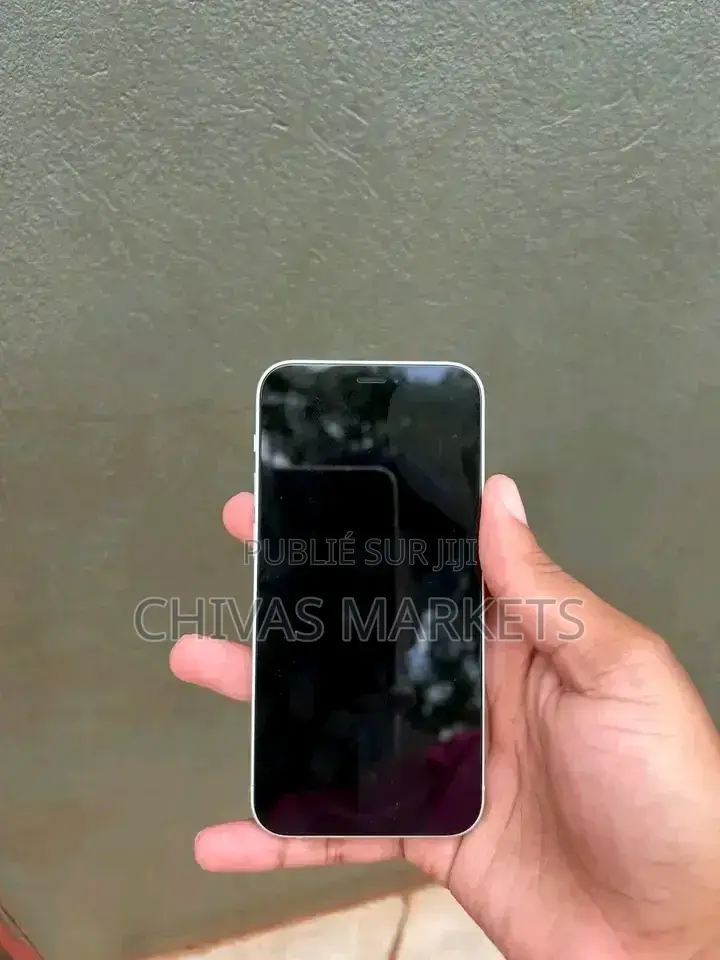 Nouveau Apple iPhone 12 128 GB Blanc