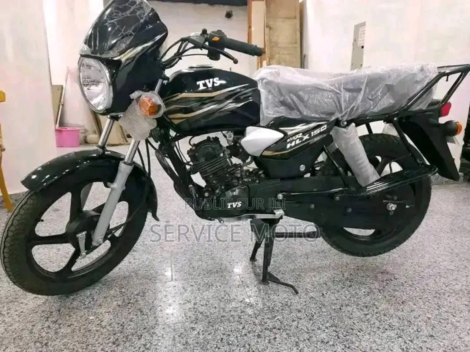 Nouveau TVS HLX 125 2024 Autre
