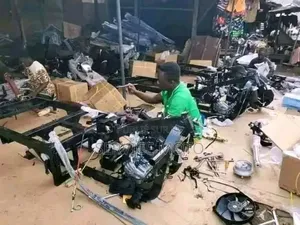 Nouveau TVS HLX 125 2024 Autre