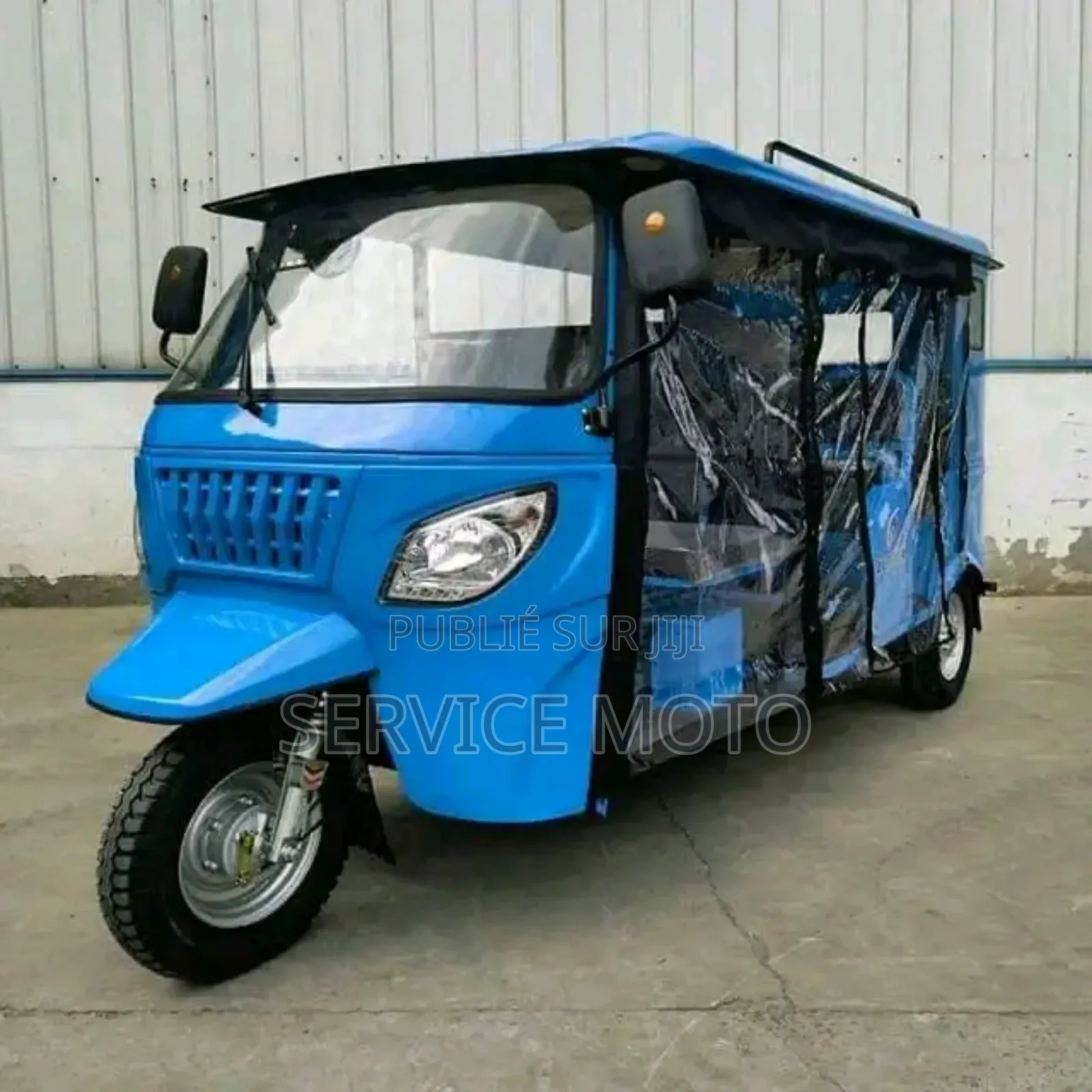 Nouveau TVS Zeppelin 220 2024 Autre