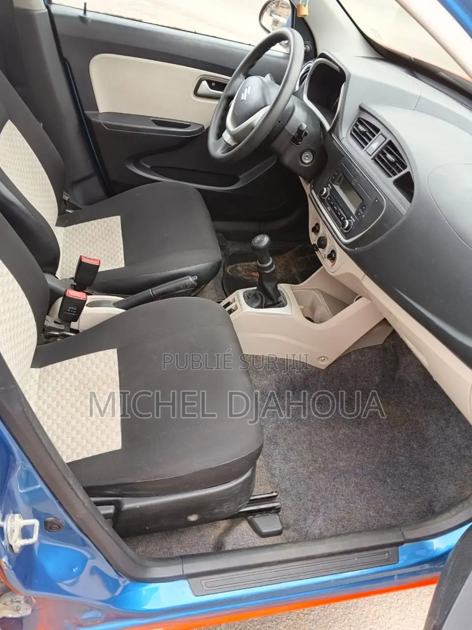Suzuki Alto 2023 Orange