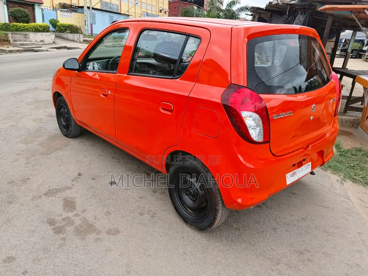 Suzuki Alto 2023 Orange