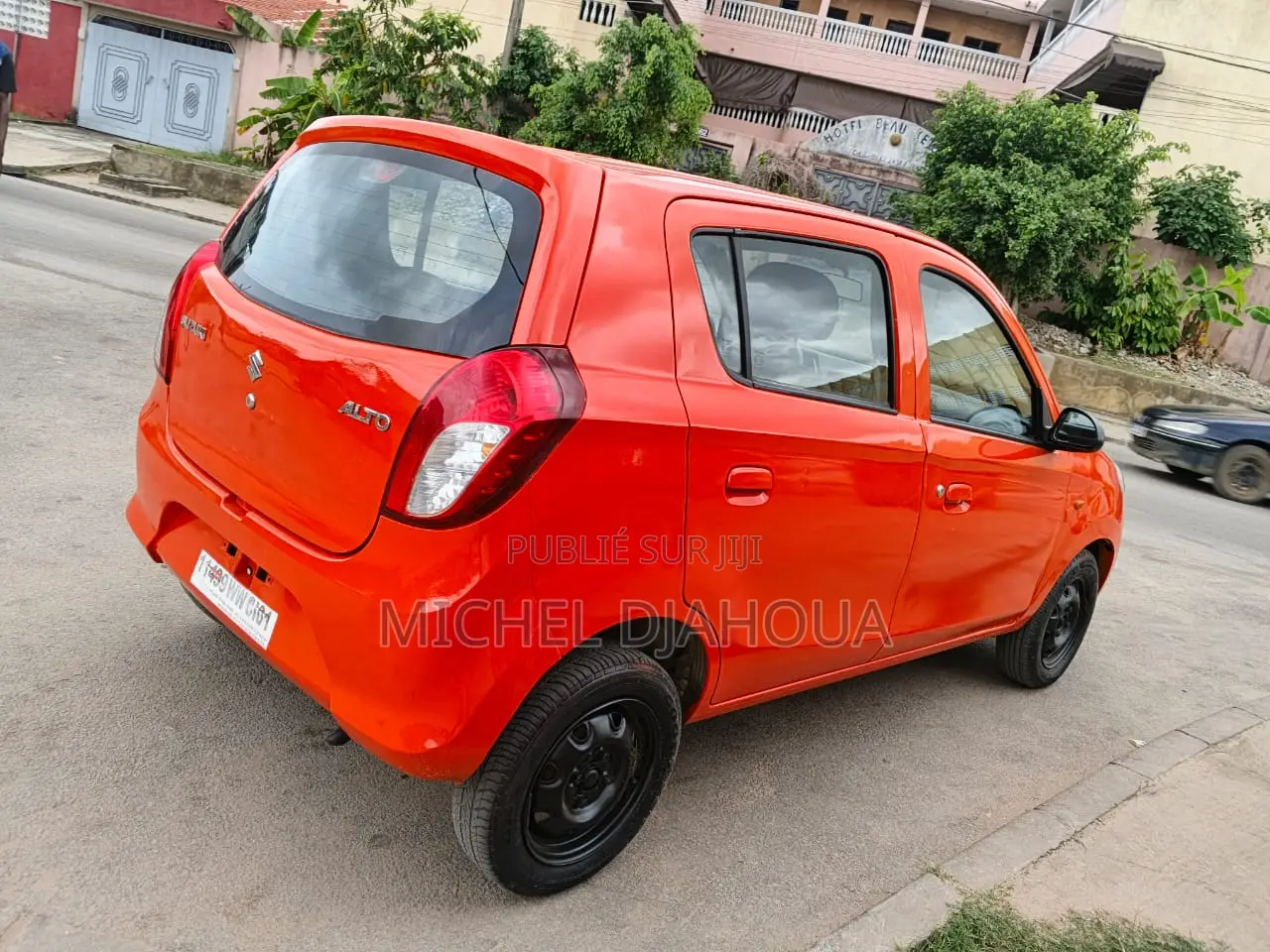 Suzuki Alto 2023 Orange