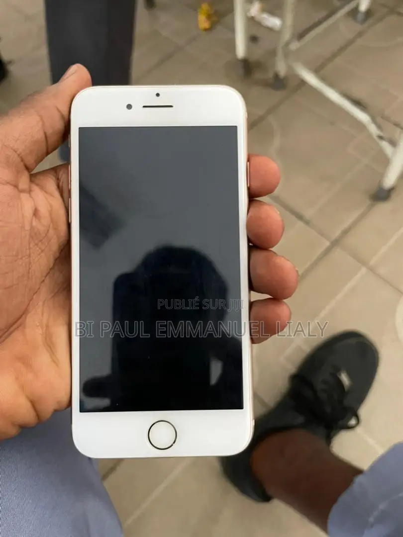Apple iPhone 8 64 GB Or rose