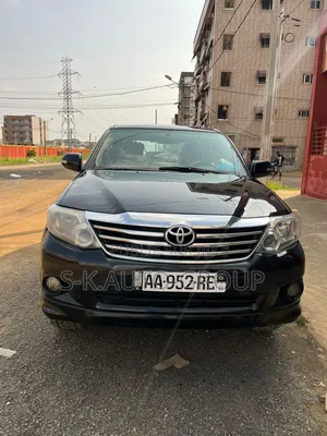 Toyota Fortuner 2013 Noir