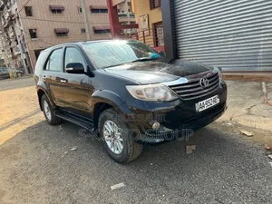Toyota Fortuner 2013 Noir