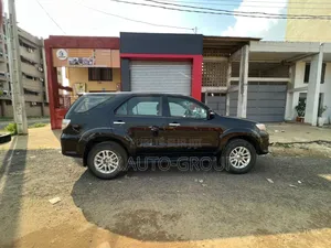 Toyota Fortuner 2013 Noir