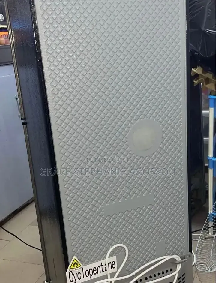 Le Vendeur De Frigo