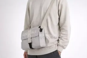 Sacoche Essentials