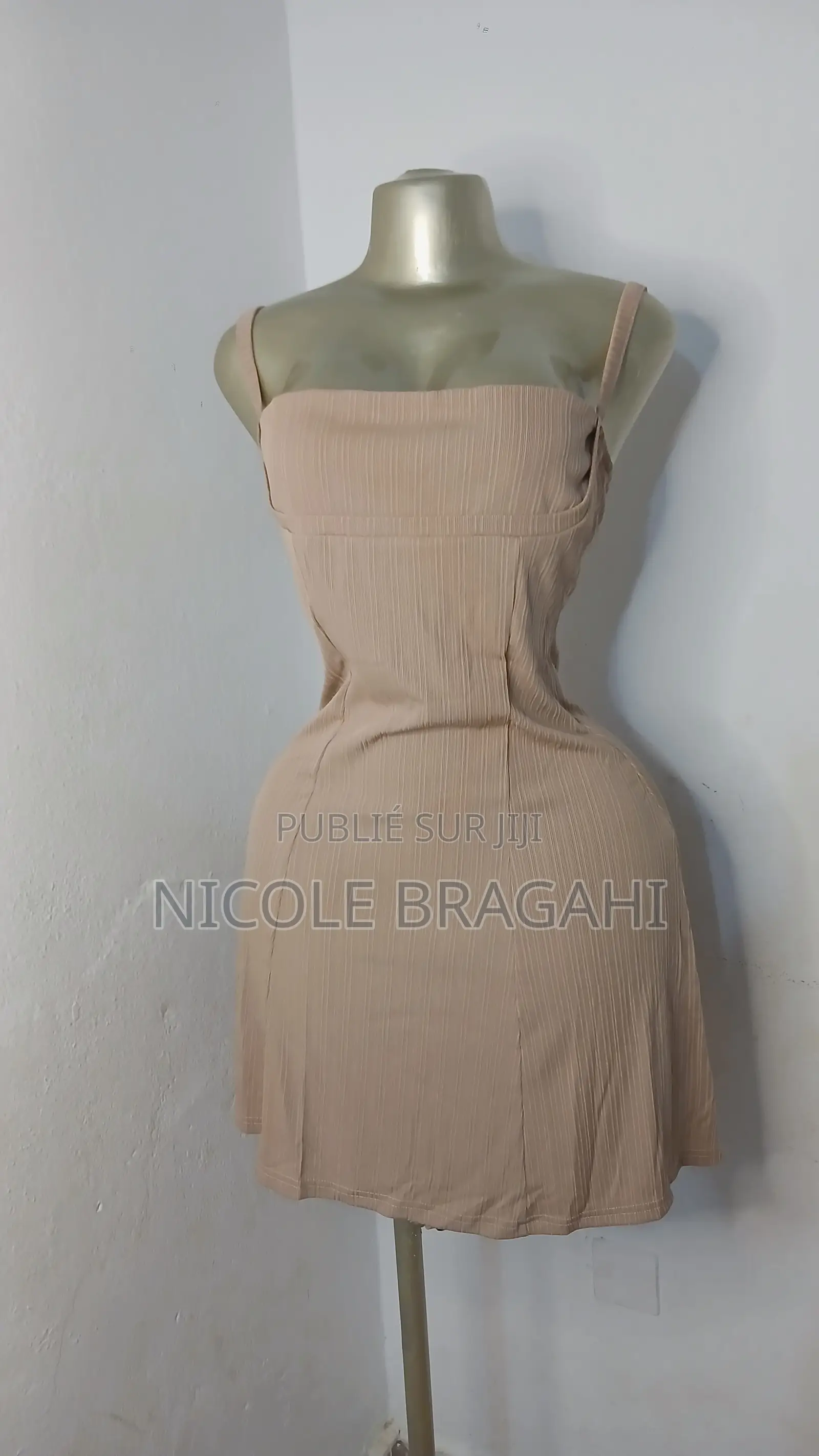 Vente De Vêtements