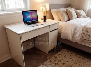 Bureau Minimaliste Blanc Brillant