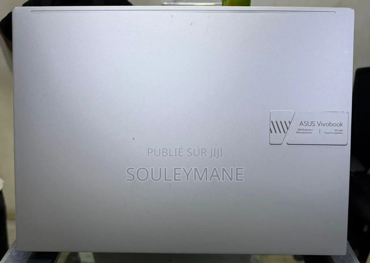 Ordinateur portable Asus Vivobook 16 16GB Intel Core i7 SSD 1T