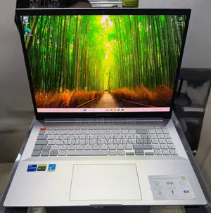 Ordinateur portable Asus Vivobook 16 16GB Intel Core i7 SSD 1T