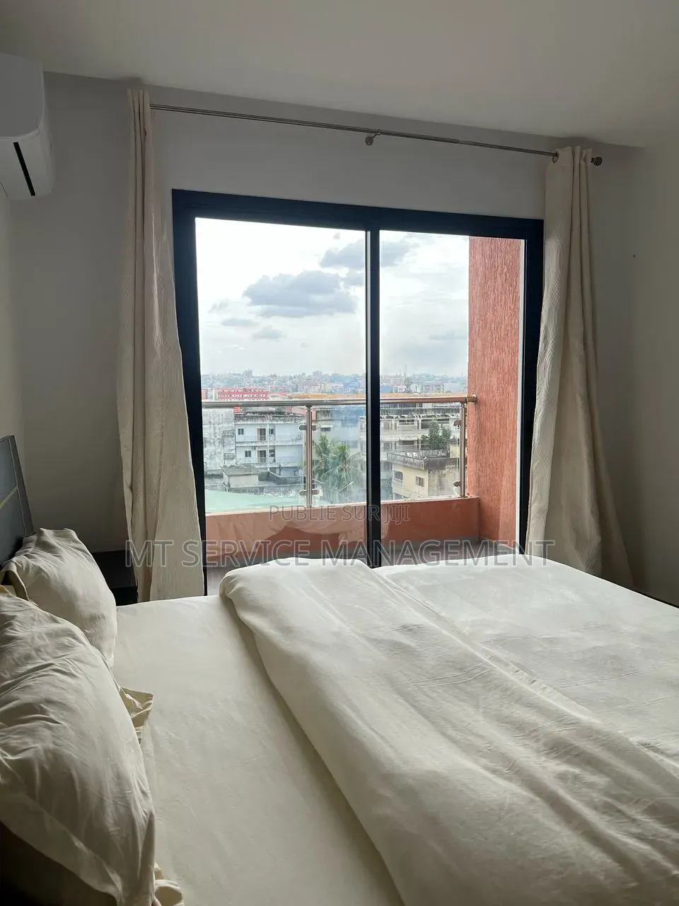 Meublé 1chbre Appartement dans Mt Services Location, Cocody à Louer