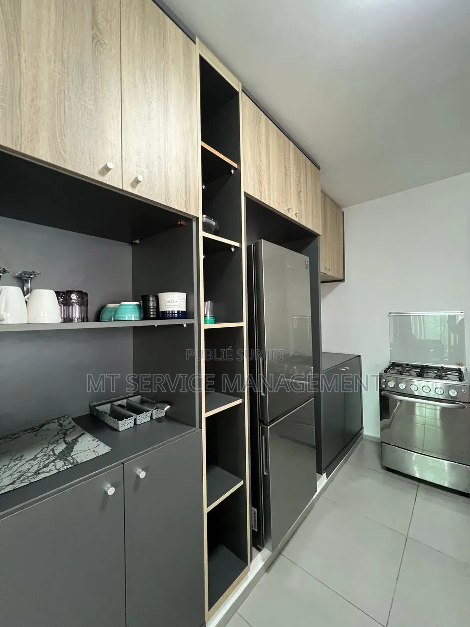 Meublé 1chbre Appartement dans Mt Services Location, Cocody à Louer