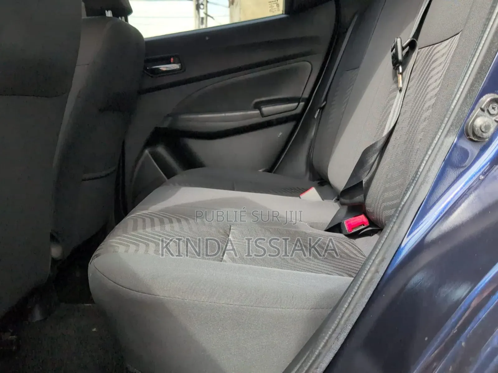 Suzuki Swift 2023 Bleu