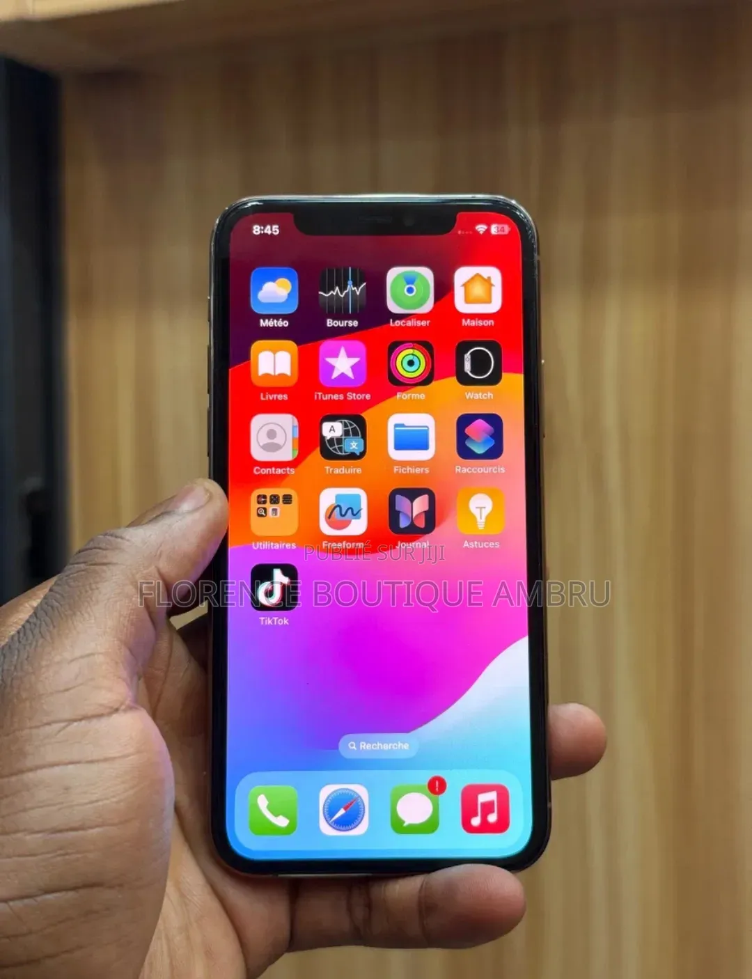 Nouveau Apple iPhone 11 64 GB Doré