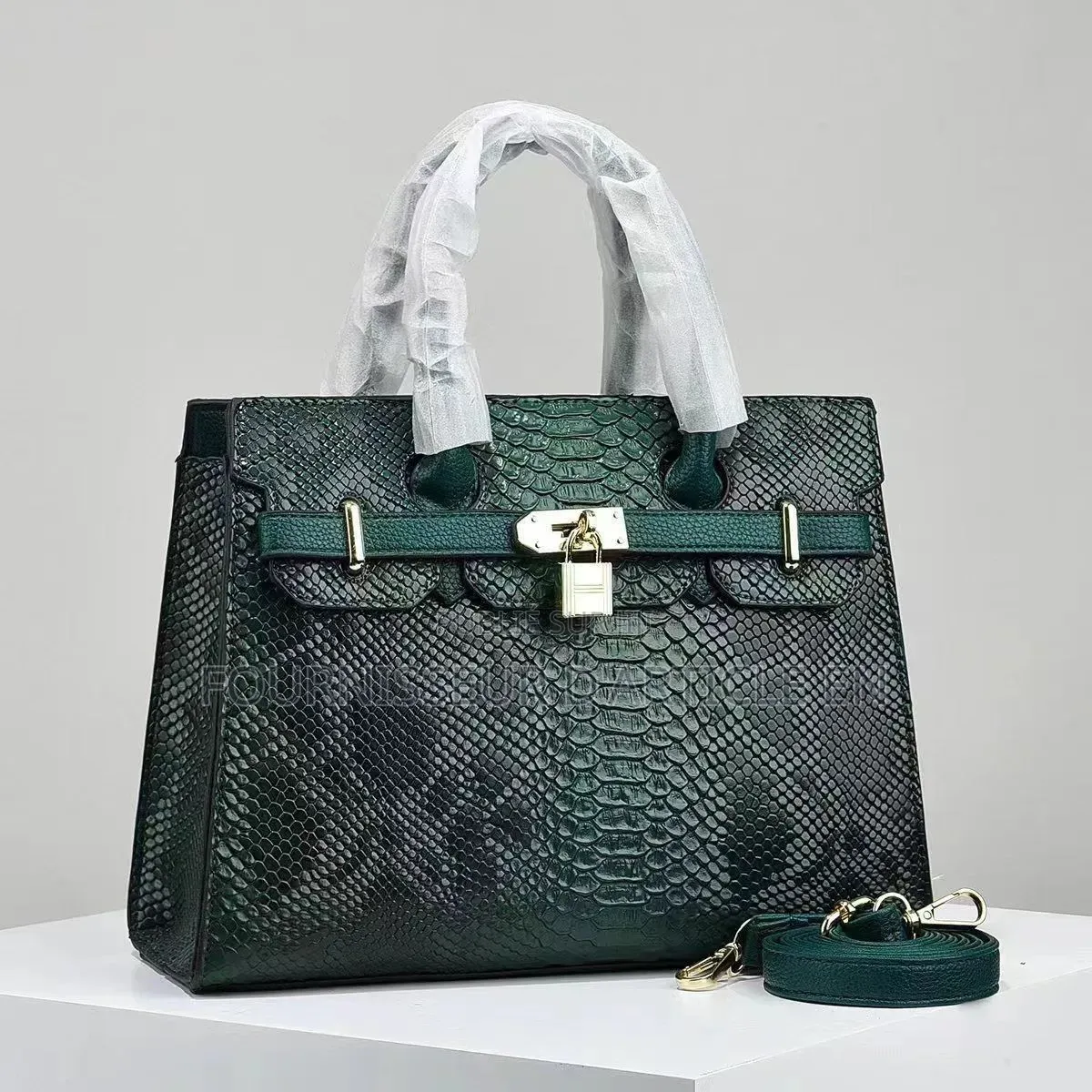 Sac Bandoulière Pour Femme, Vendu Uniquement en Gros