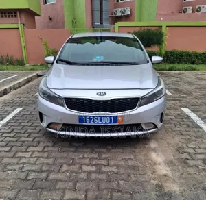 Kia Forte EX Sedan 2018 Gris