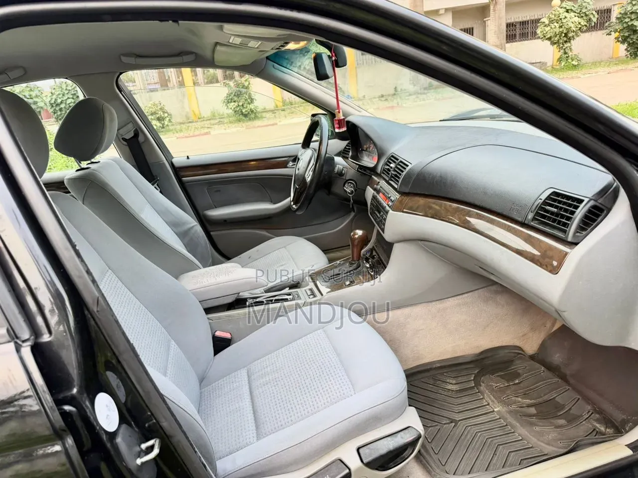 BMW 318i 2003 Noir Mat