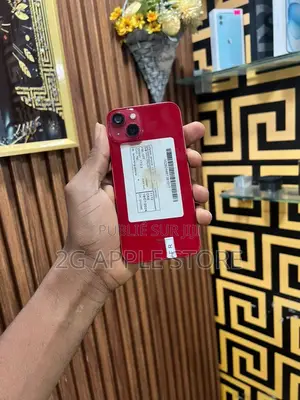 Nouveau Apple iPhone 13 128 GB Rouge