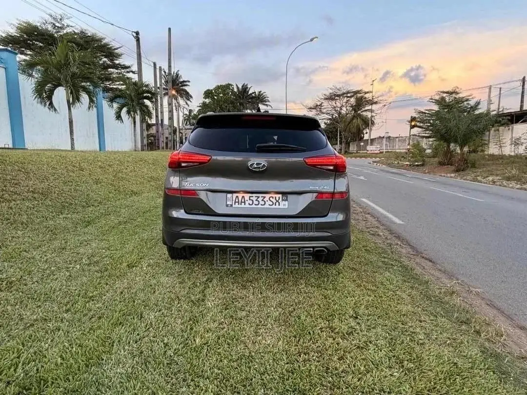 Hyundai Tucson Limited 2021 Gris