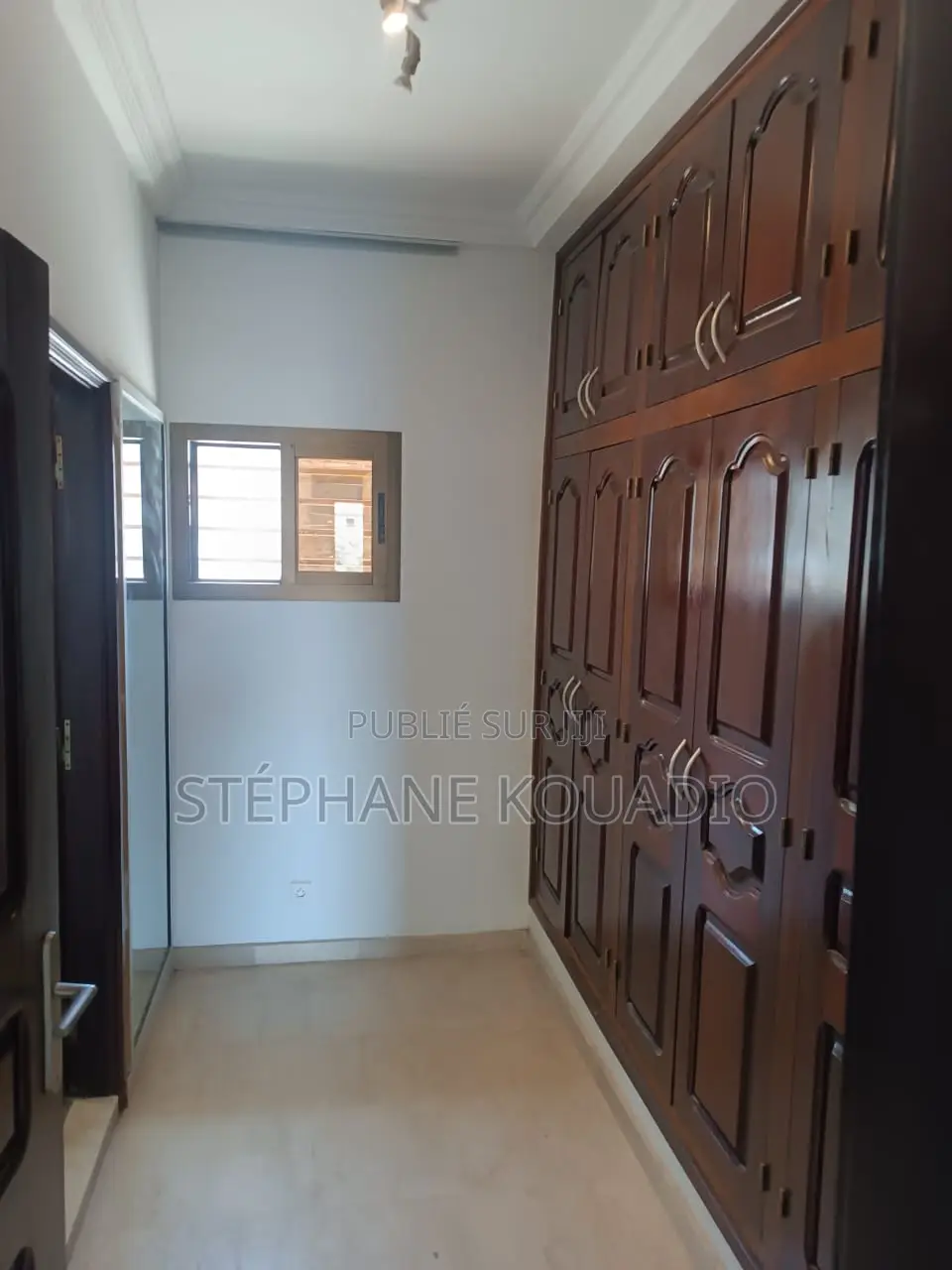 3chbre Duplex dans Kouadio Stephane, Cocody à Louer