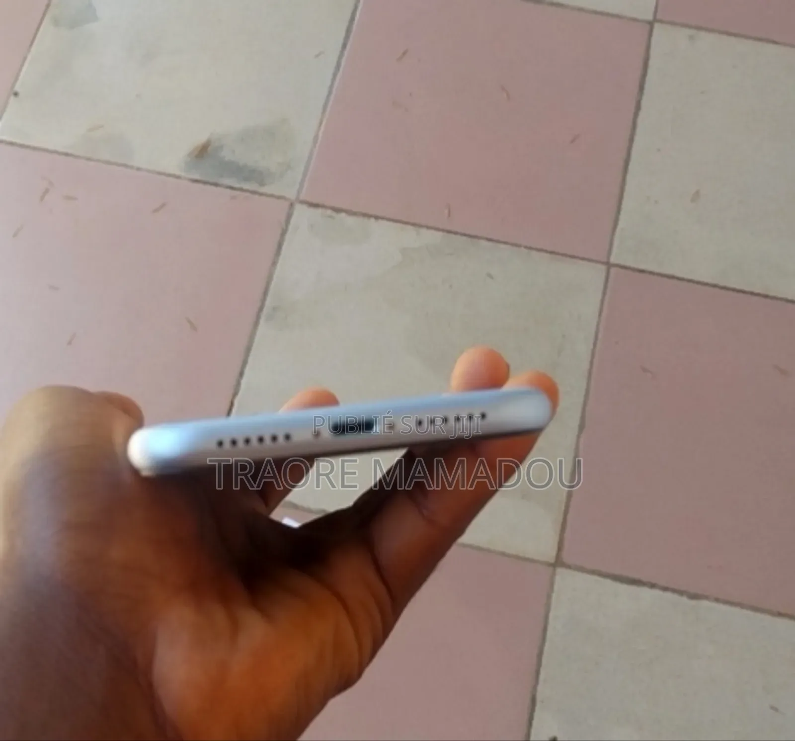 Nouveau Apple iPhone XR 64 GB Bleu
