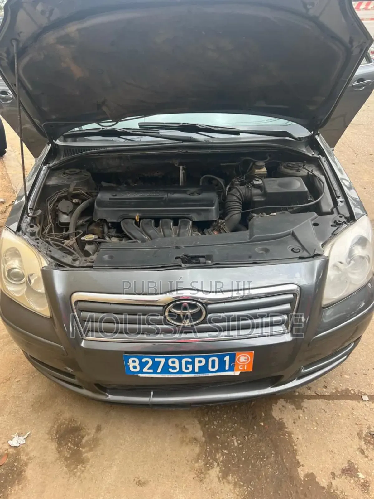 Toyota Avensis 1.8 VVT-i 2007 Gris