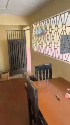 3chbre Maison dans Yopougon à Vendre