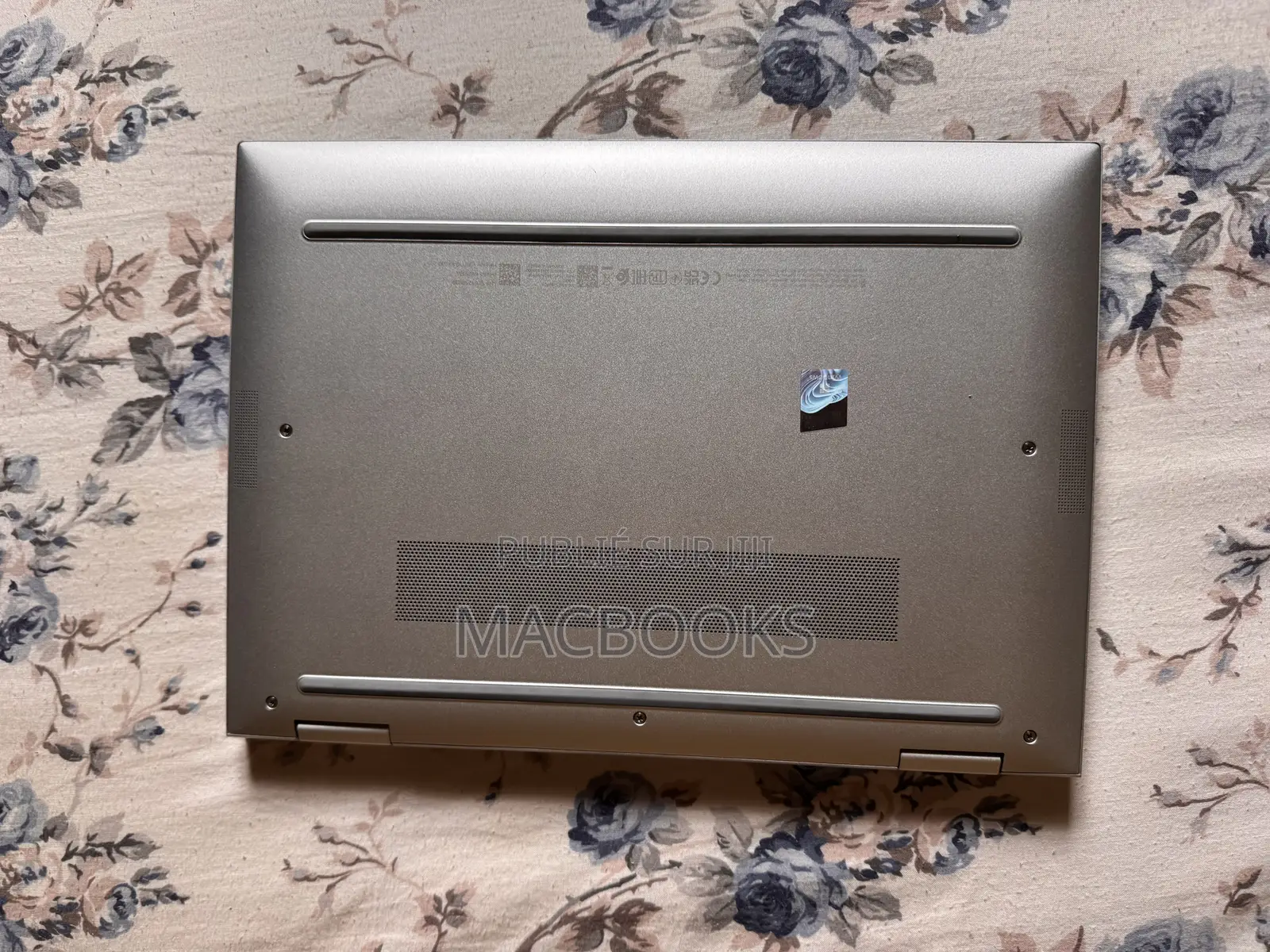 Nouveau HP EliteBook x360 1040 G7 16GB Intel Core i5 SSD 256GB