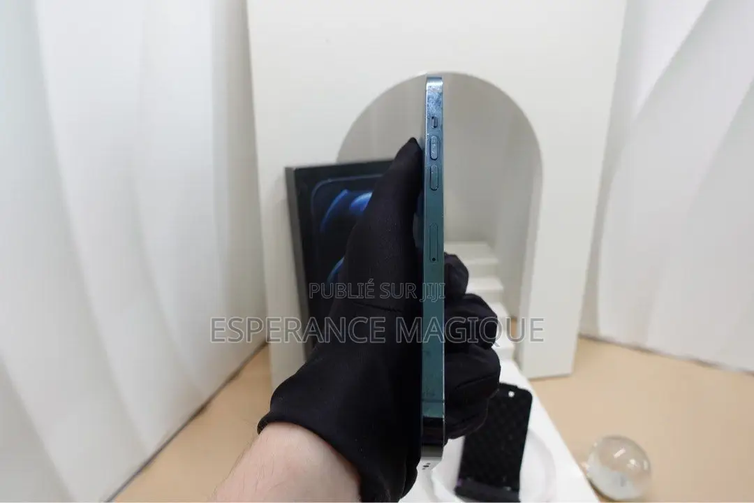 New Apple iPhone 12 Pro Max 128 GB Blue