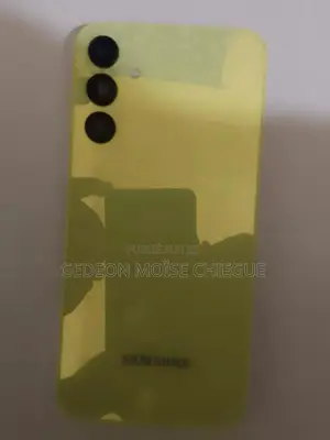Nouveau Samsung Galaxy A15 5G 128 GB Jaune
