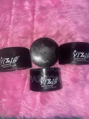 Yizia Wax and Mud