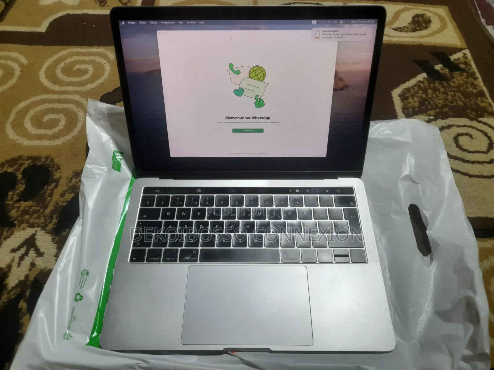 Ordinateur portable Apple MacBook Pro 2017 8GB Intel Core i5 SSD 256GB