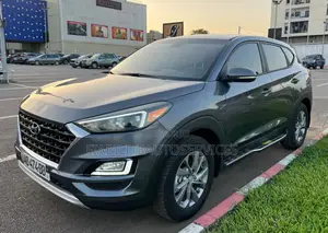 Hyundai Tucson SE 2021 Gris
