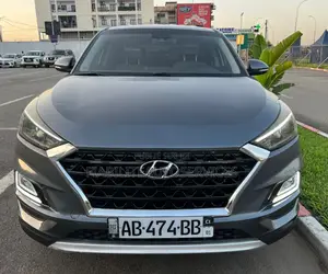 Hyundai Tucson SE 2021 Gris