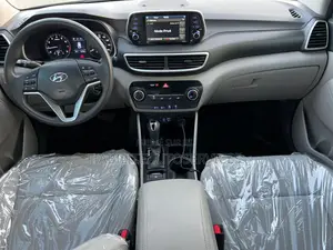 Hyundai Tucson SE 2021 Gris