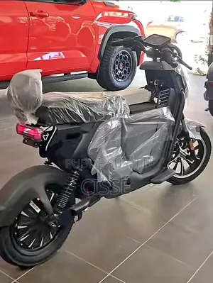 Nouveau Yadea E8S Pro 2025 Gris