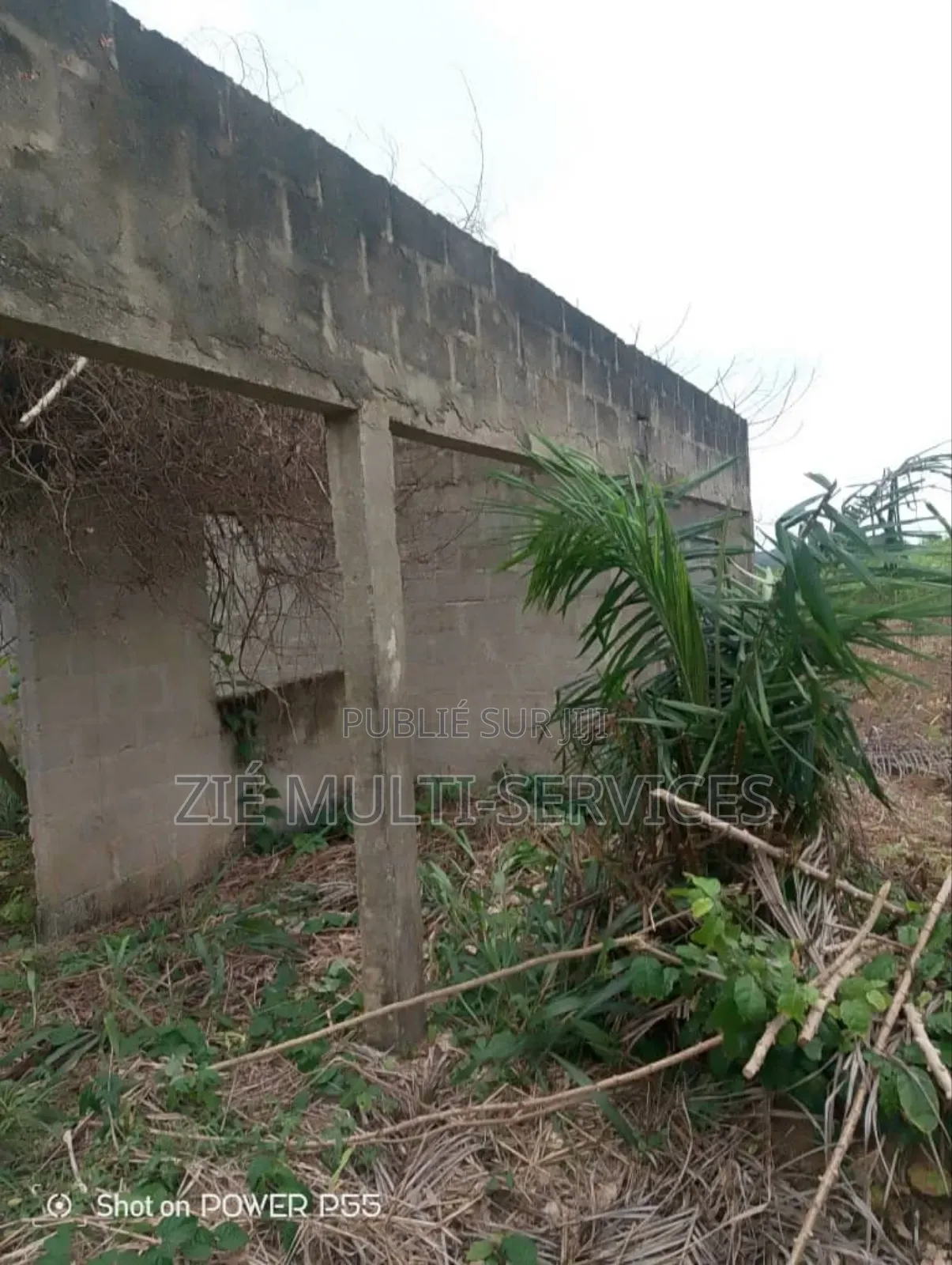 5chbre Villa dans Zié Multi-Service, Songon à Vendre