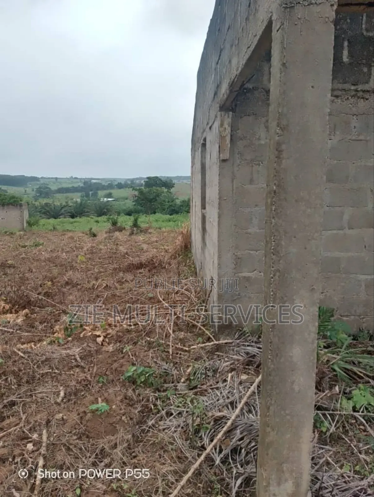 5chbre Villa dans Zié Multi-Service, Songon à Vendre