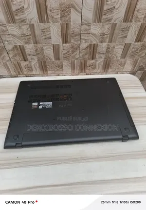 Ordinateur portable Lenovo IdeaPad 300 8GB Intel Core i5 HDD 500GB