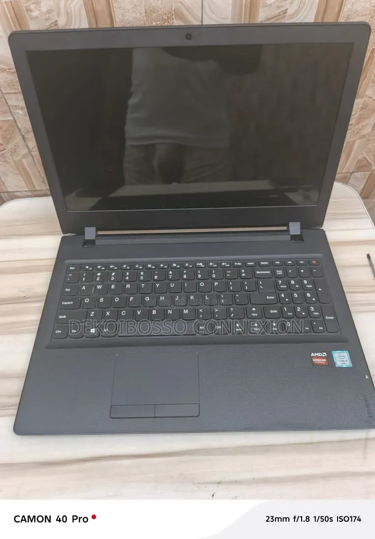 Ordinateur portable Lenovo IdeaPad 300 8GB Intel Core i5 HDD 500GB