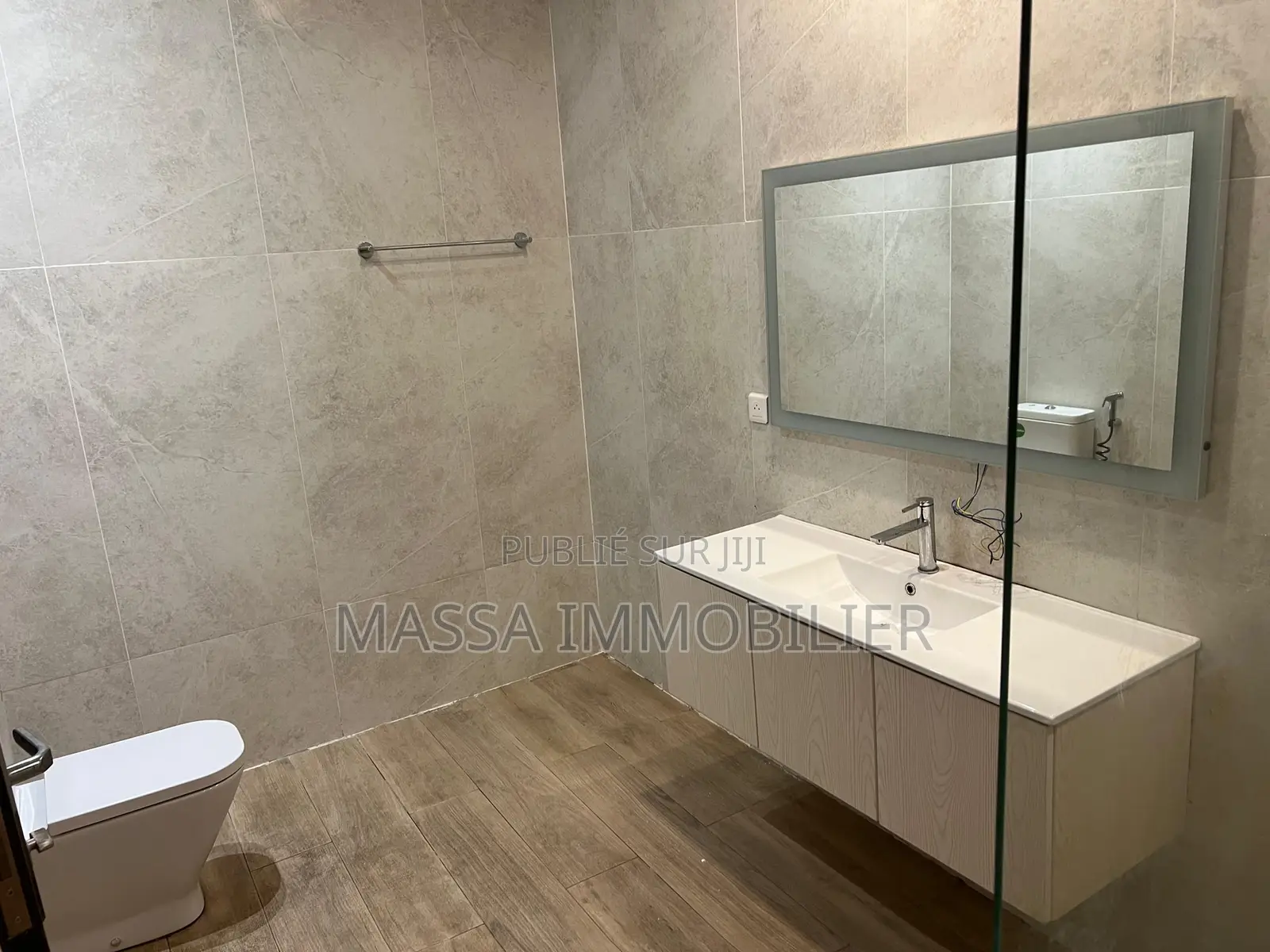 7chbre Villa dans Massa Immobilier, Cocody à Louer