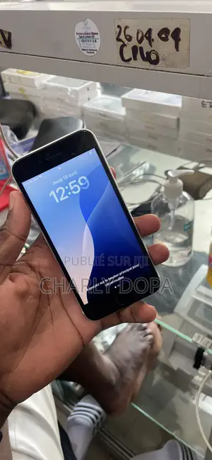 Apple iPhone SE (2020) 64 GB Blanc